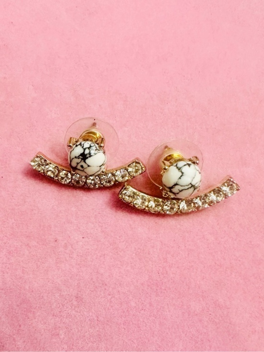 NWT Gold Tone Rhinestone & Marble Stone Ear Jacket Earrings